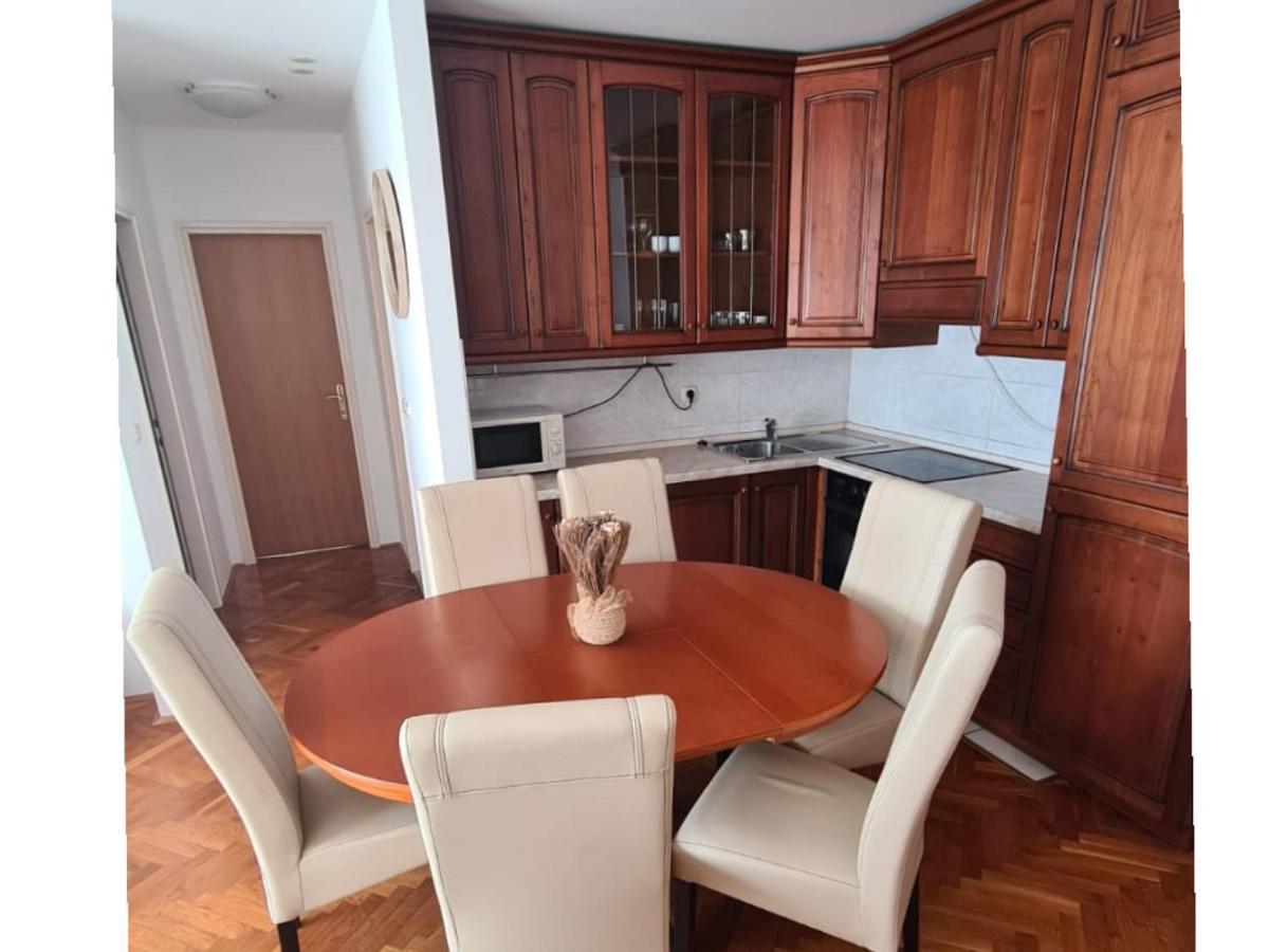 Apartman Ljubav Makarska Esterno foto