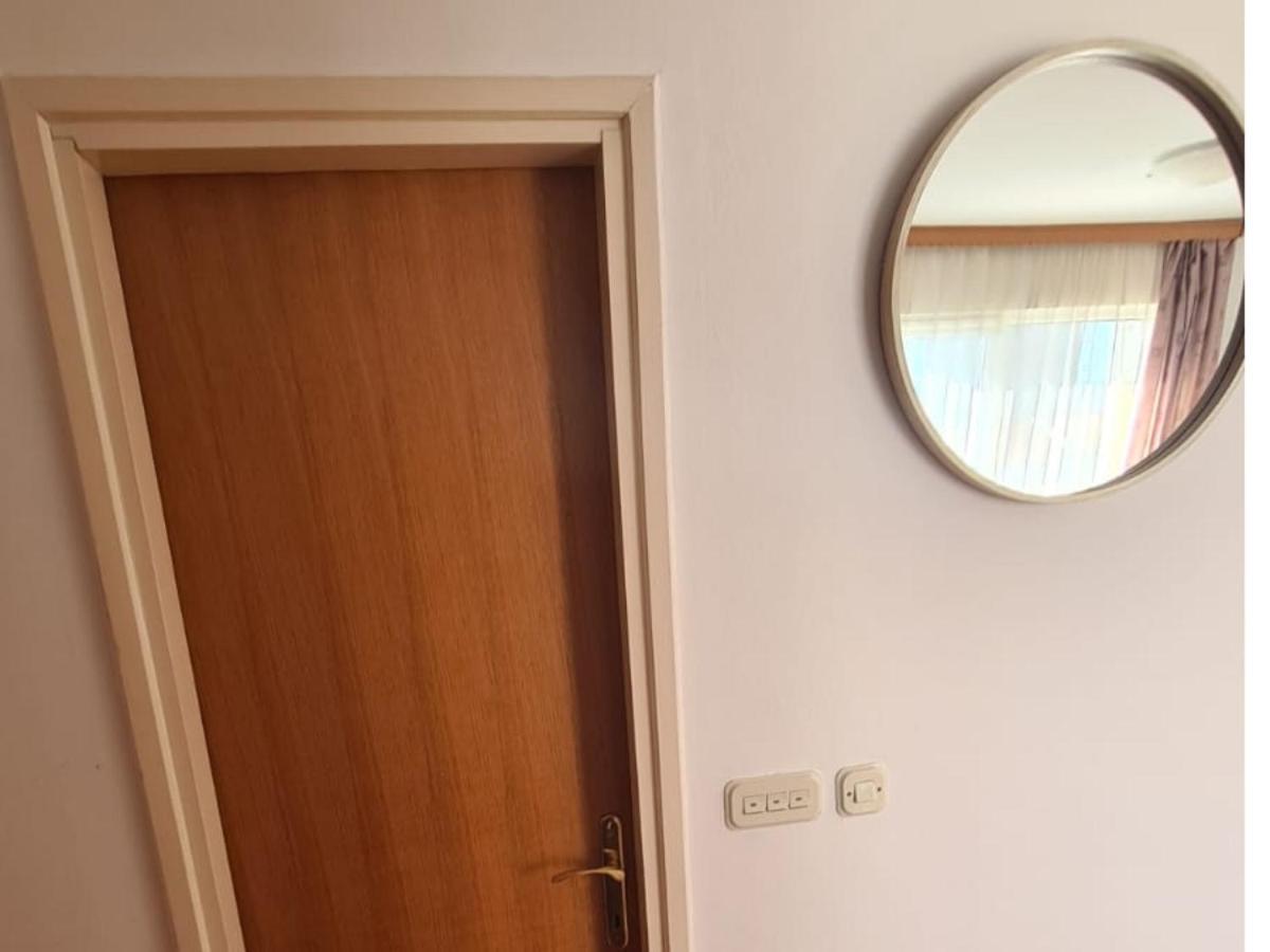 Apartman Ljubav Makarska Esterno foto